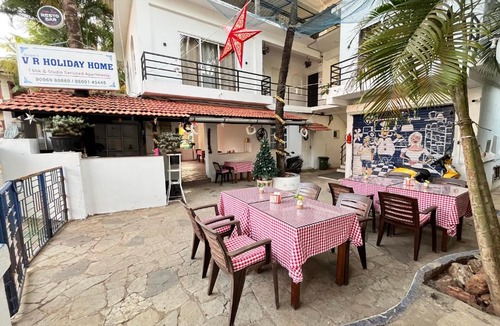 Candolim Hotel | V R Holiday Home