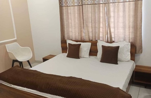 Indore Hotel | Vaatsalya Rooms