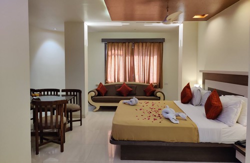 Nathdwara Hotel | Vaikunth by Adamo