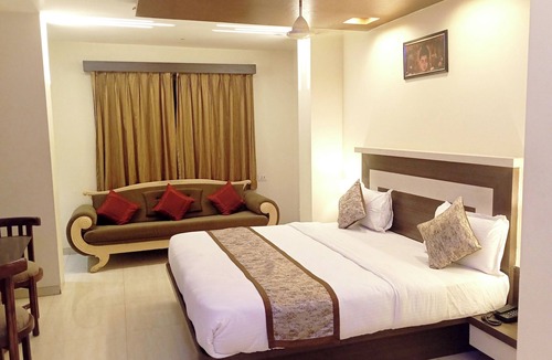 Nathdwara Hotel | Vaikunth by Adamo