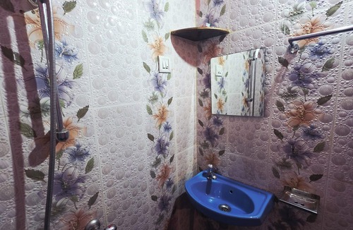 Cola Hotel | Vailankani guest house