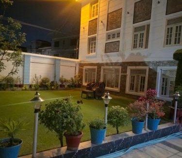 Srinagar House | Vakil Villa