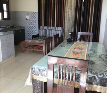 Barog House | Valley view Barog