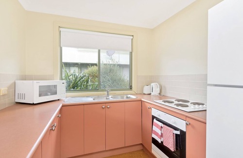 Kangaroo Valley House | Valley Vista - Three bedroom villa located on golf course with amazing views!