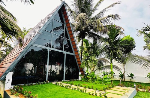 Kanakapura Resort | Vanasiri Resort by Travent Mug