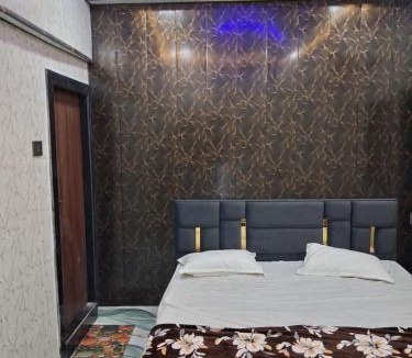 Mathura House | Vanshika Homestay