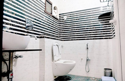 Sigra Hotel | VARANASI HOTEL V-E-D-A VATIKA
