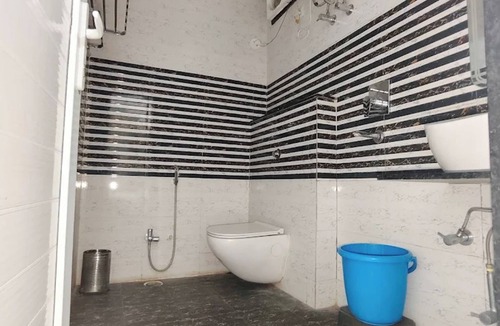 Sigra Hotel | VARANASI HOTEL V-E-D-A VATIKA