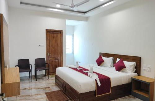 Vaniyambadi Hotel | VGN Convention Centre