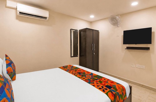 Hebbal Hotel | Via Dhaya Galaxy-Hebbal