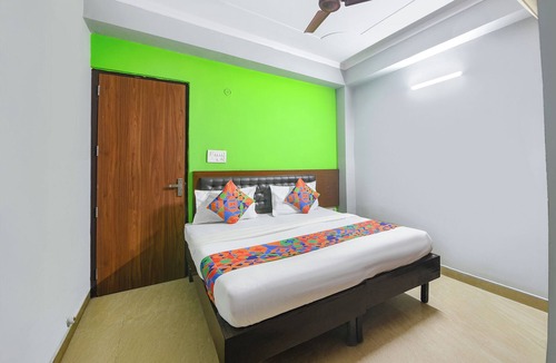 Old Gurgaon Hotel | Via Elite Stay