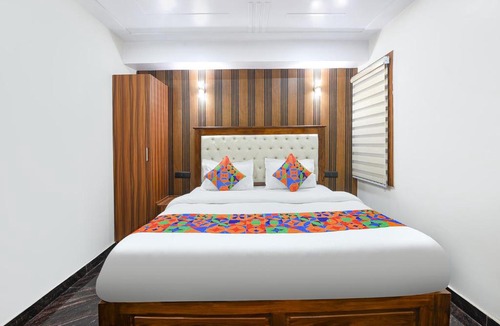 South West Hotel | Via Four Season