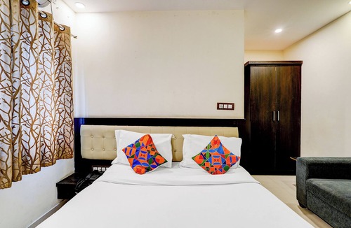 Jayanagar Hotel | Via Royal Regalia Inn - Jayanagar