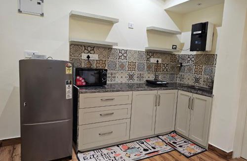 Nagoa Apartment | Vibrant 1BHK Modern Apartment near Baga Beach