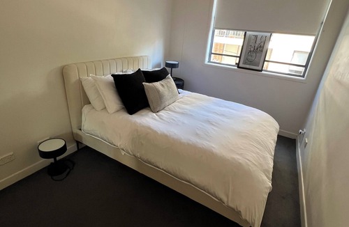 Surry Hills Apartment | Vibrant location with trees and walking distance to city and cafes.