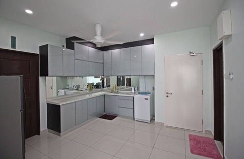George Town Apartment | Vibrant Penang Attractions Steps Away