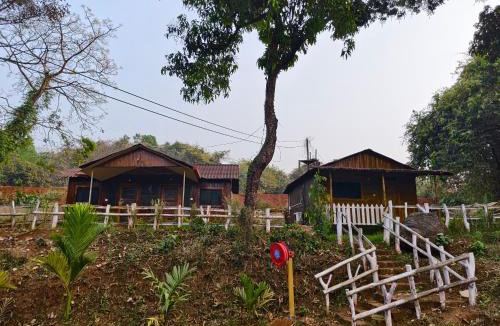 Pernem Cabin | victory farms