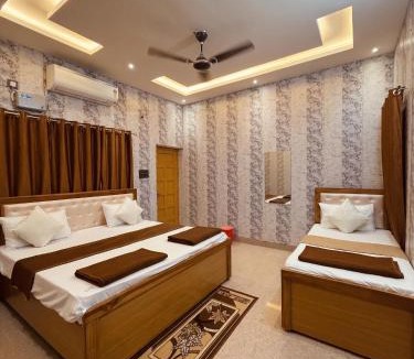 Ayodhya House | Vijay palace 850 meter away from Ram mandir
