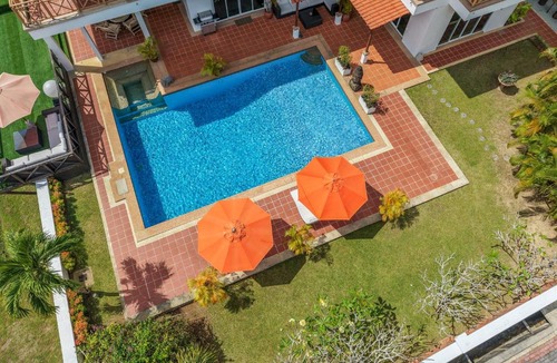 Kampung Kedawang Villa | Villa 7 - Waterfront, Pool, Jacuzzi, Sauna & Gym by WOW Holiday Homes