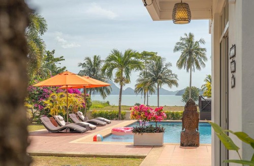 Kampung Kedawang Villa | Villa 7 - Waterfront, Pool, Jacuzzi, Sauna & Gym by WOW Holiday Homes