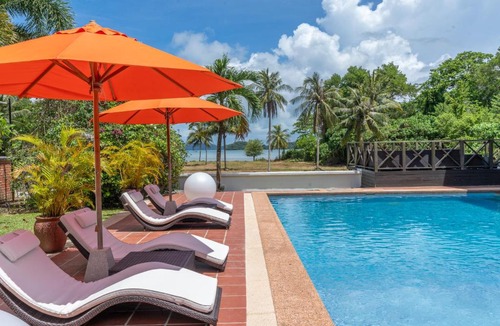 Kampung Kedawang Villa | Villa 7 - Waterfront, Pool, Jacuzzi, Sauna & Gym by WOW Holiday Homes