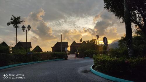 Padang Matsirat Hotel | Villa Dalam laut 530