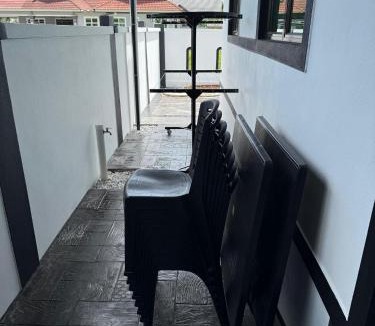 Kota Bharu Villa | Villa Family - Private Pool