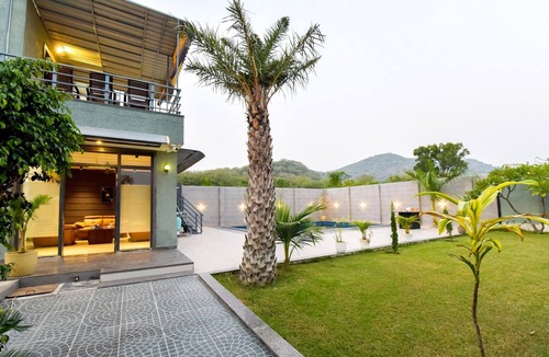 Kishangarh House | Villa Hill's Stay By DanCenter