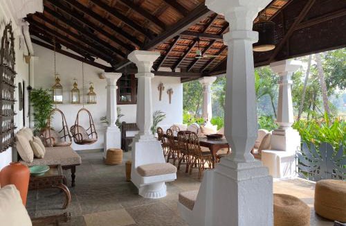 Parra Villa | VILLA LOU GOA Heritage House 1903 Exclusive Use of Villa and Pool
