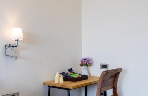 Bedla Villa | Villa Miran Pet-friendly Boutique room in a retreat with Infinity looking Pool, Activity room, Lawn, Garden