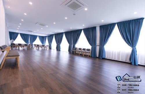 Bukit Kecil House | Villa w/PrivatePool Golf View Snooker BBQ 10BR
