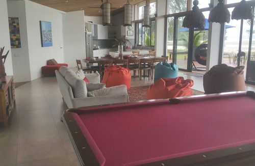 Balok Villa | Villaku Residences Beachfront