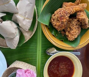 Batu Buruk Villa | Villapadu Bayu