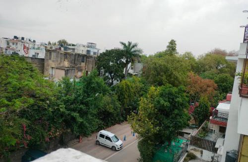 Saket Apartment | Vintage apartment Quite Breezy Terrace two bedroom apartment with WiFi