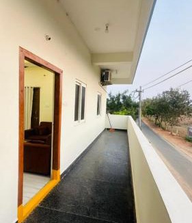 Farooq Nagar Apartment | Vishwa Adithya Service Apts