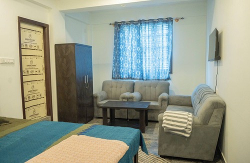 Krishnarajapura Hotel | VJ Rooms