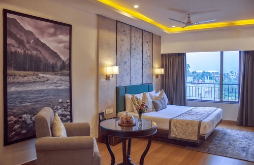 Siliguri Hotel | Voyage Milestone Hotel & Banquet Siliguri