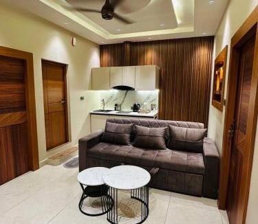 Mayiladuthurai Apartment | Vrs Homestay