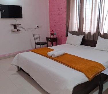 Malavli Hotel | Vrundavan Hotel and Restaurant