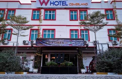 Kampung Telaga Nibong Hotel | W Hotel Cemerlang