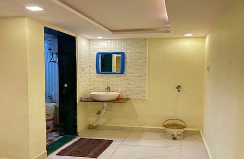 Guhagar Hotel | Wada Chirebandi