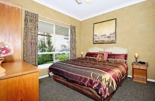 Boyland House | Wallaby Ridge Retreat