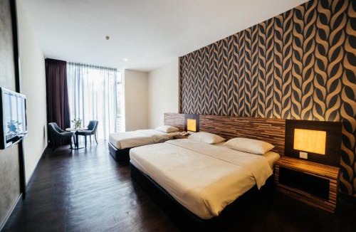 Kampung Bahasa Kapor Hotel | Waterfront Boutique Hotel