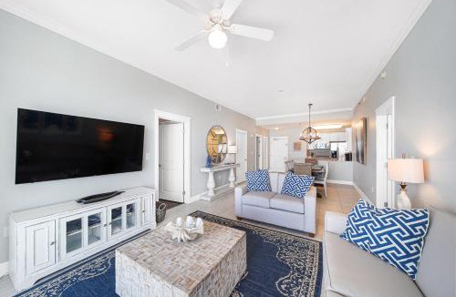 Fort Walton Beach Apartment | Waterscape A603 - Top 10 View in Resort - 2 King Master Suites! - Free Beach Service