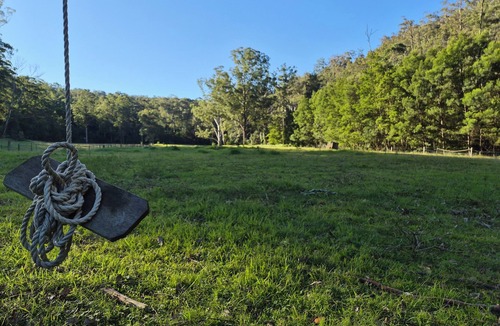 Currowan Cabin | Weekend getaway from Canberra. Off grid cabin and NSW south coast Farm stay.