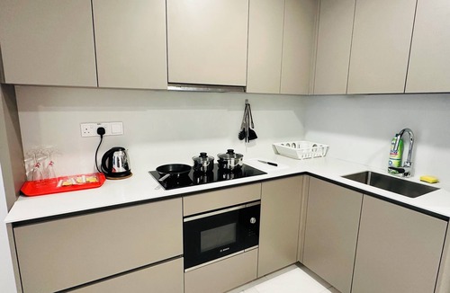 Golden Triangle Apartment | Westin Luxury Suites At Eaton Residence