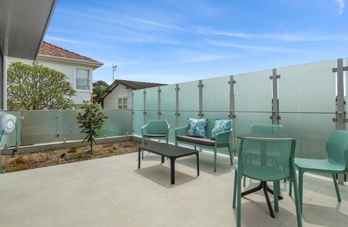 Terrigal House | White Beach on Barrington