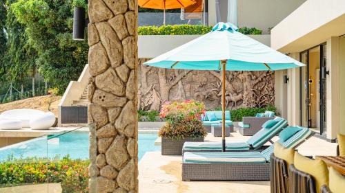 Padang Matsirat Villa | White Monkey Villa - Private Pool & Jacuzzi by WOW Holiday Homes