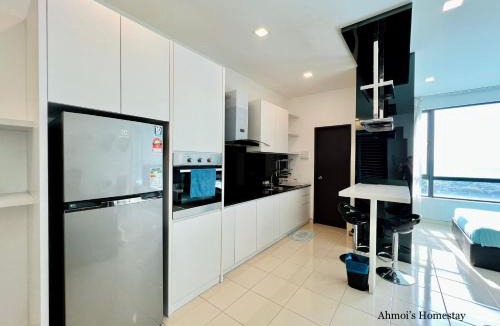 Kampung Bukit Dukong Apartment | WHITE TILES 2人名宿, LANDMARK2, Sg Long, Kajang, FREE WIFI, QUIET SPACE, NICE VIEW