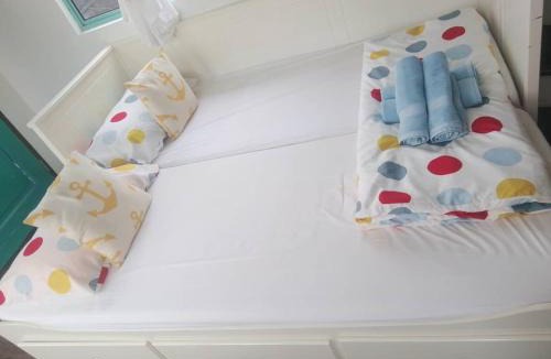 Kuala Besut House | Wifi Netflix Tiny House near Jetty of Kuala Besut 4 pax